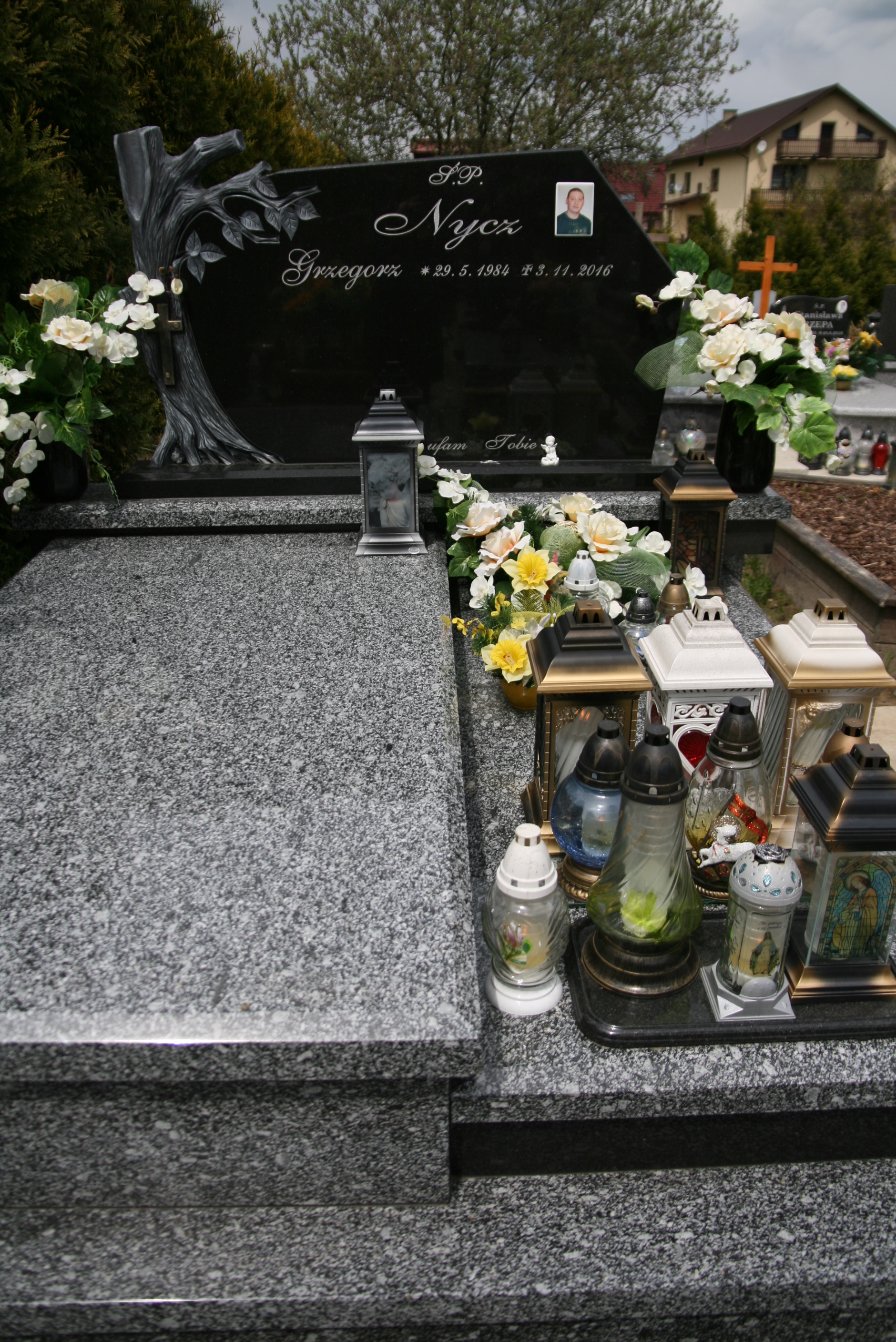 Grób Roman Nycz
